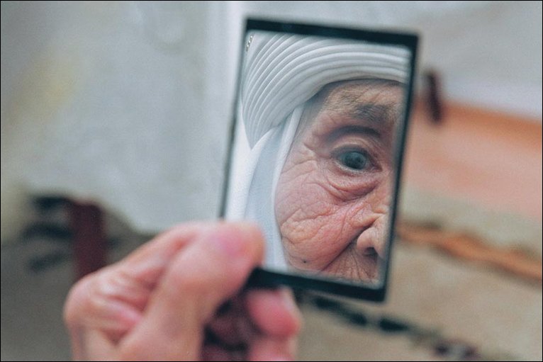 old lady.jpg
